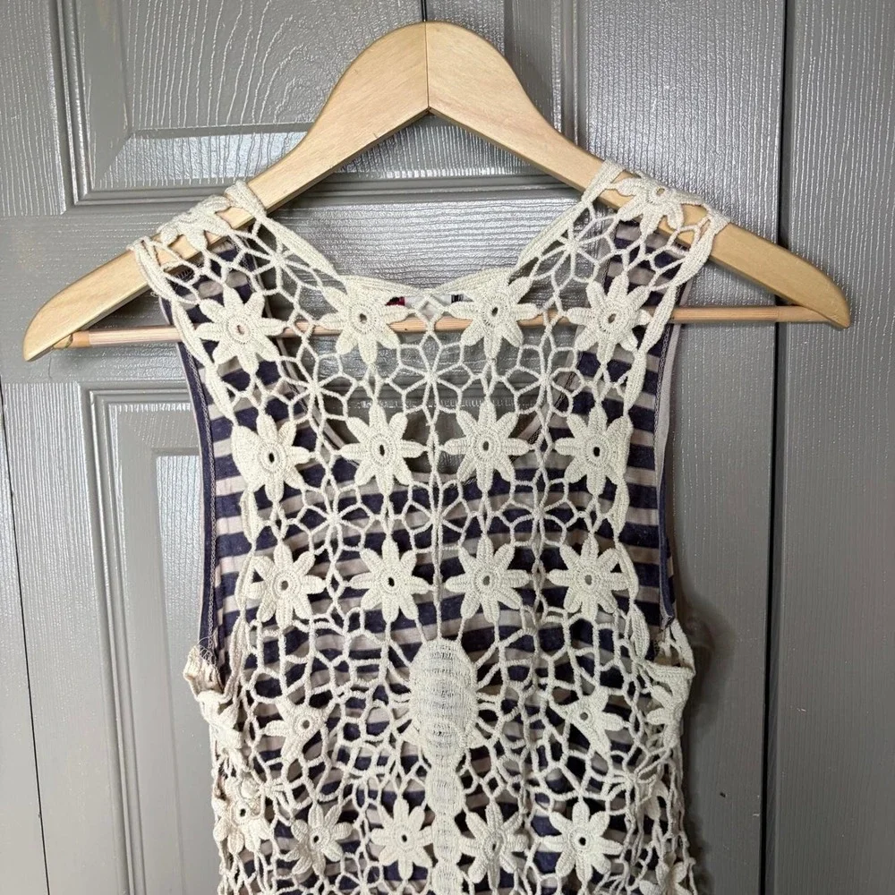 Lipstick Y2K Striped Crochet Lace Back Fringe Tank Top Navy White Small